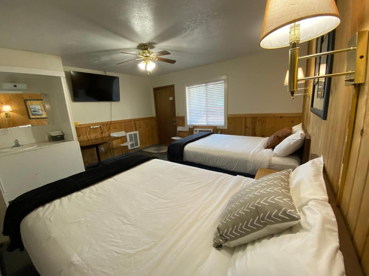 Columbia Point Resort Kettle Falls Bagian luar foto