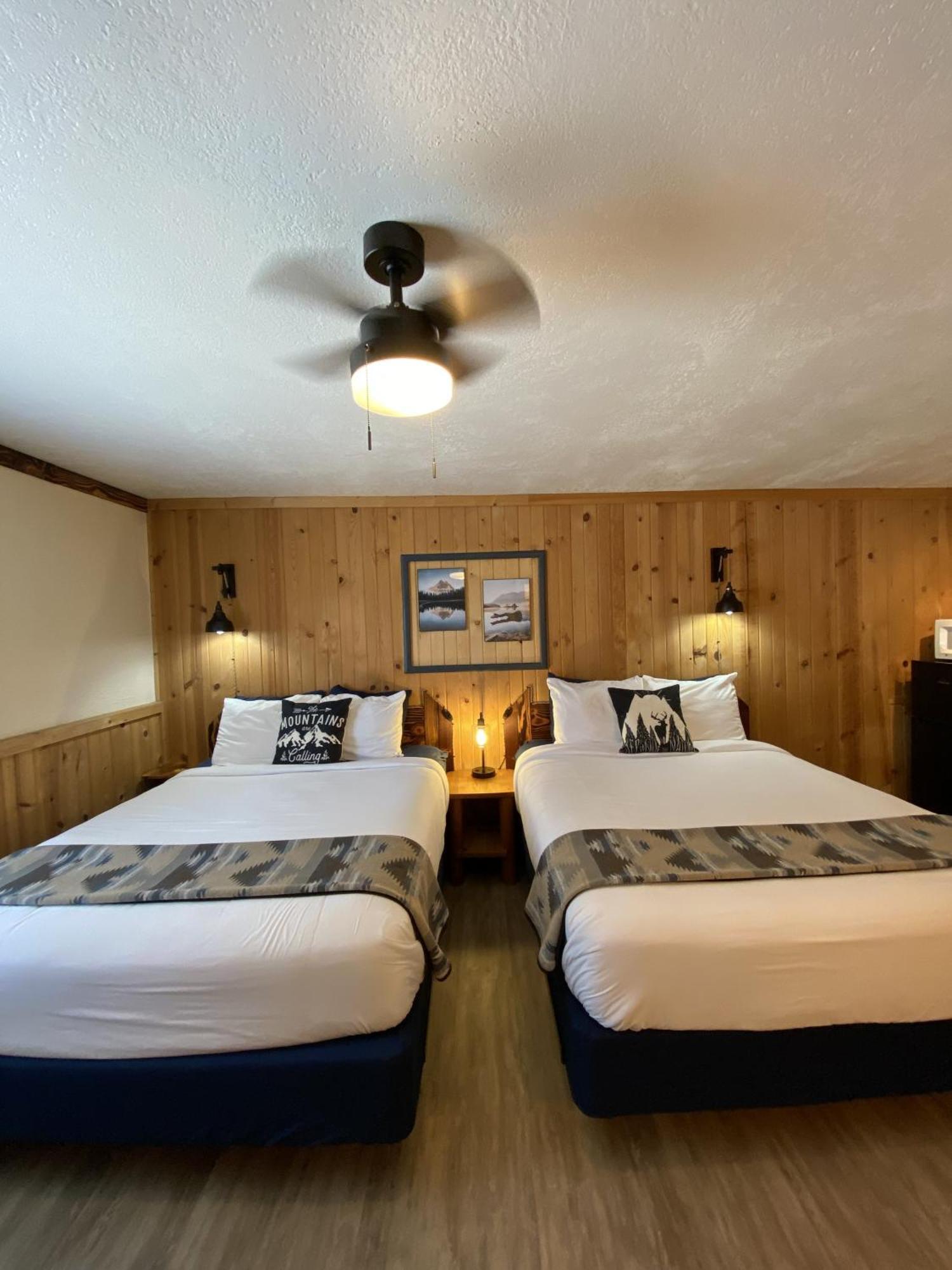 Columbia Point Resort Kettle Falls Bagian luar foto